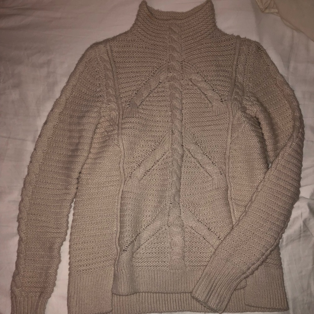 GAP knitted sweater